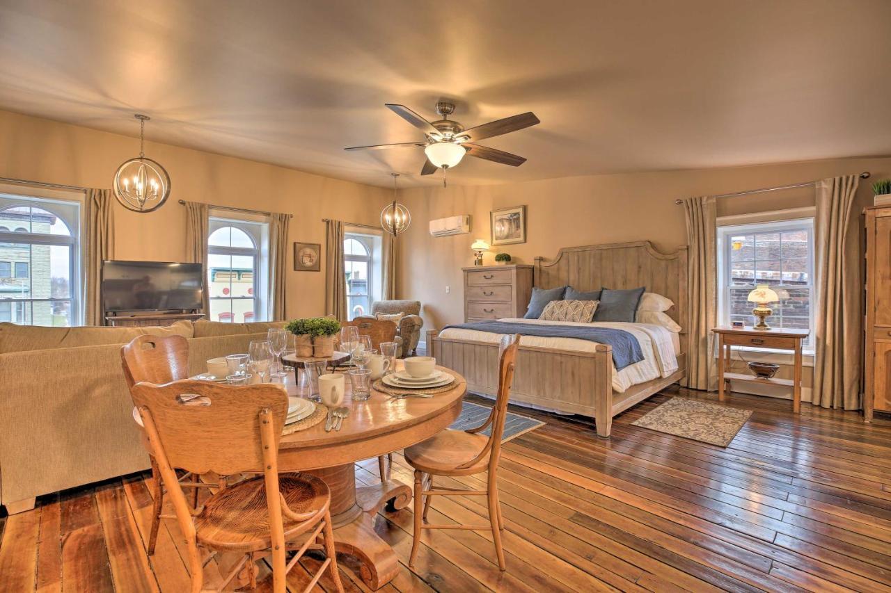 Chic Main Street Retreat Less Than 7 Mi To Ky Horse Park! Apartamento Georgetown Exterior foto